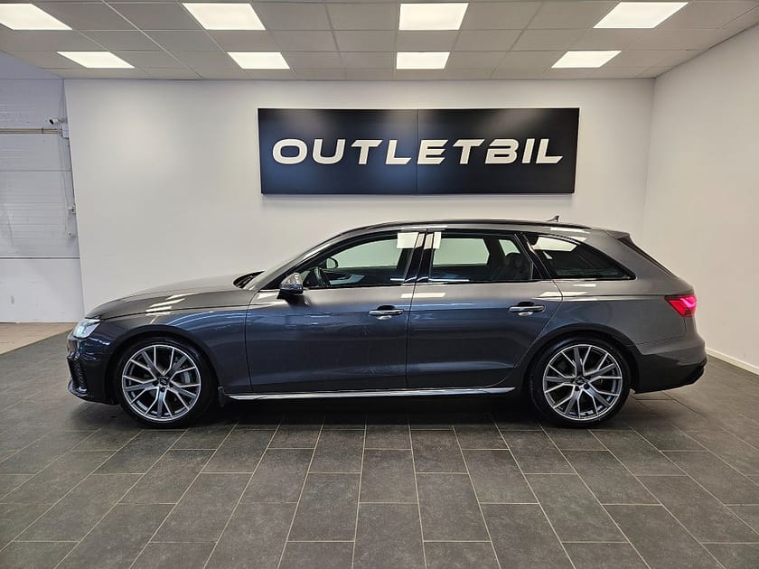 Bild 2 av Audi A4 Avant 45 TFSI quattro 245hk S Line Värmare Drag MOMS