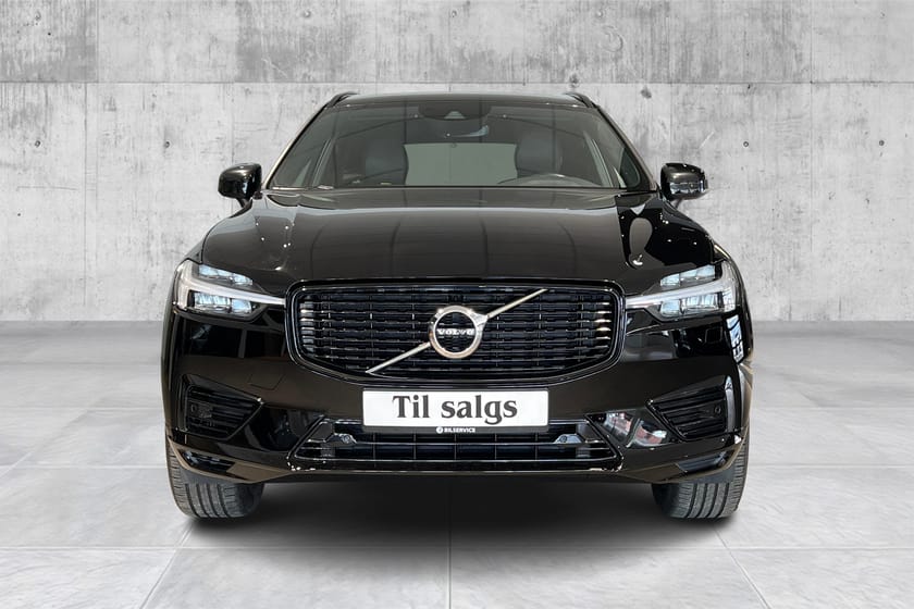 Bilde 2 av Volvo XC60 T6 R-Design-Pano-Ryggekamera-Hf-Navi-Sub-Voc-H&K