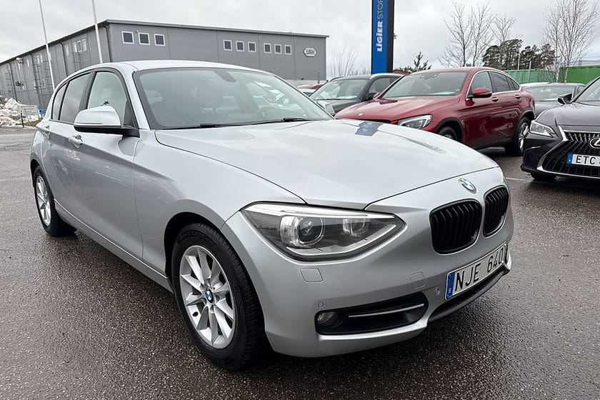 Bild 3 av BMW 120d 5-dörrars Sport line Avbet 1142Kr/Månad Nyservad V-Hjul