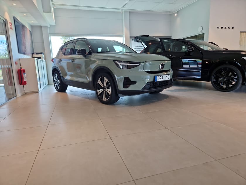 Bild 1 av Volvo XC40 Recharge Core Edition