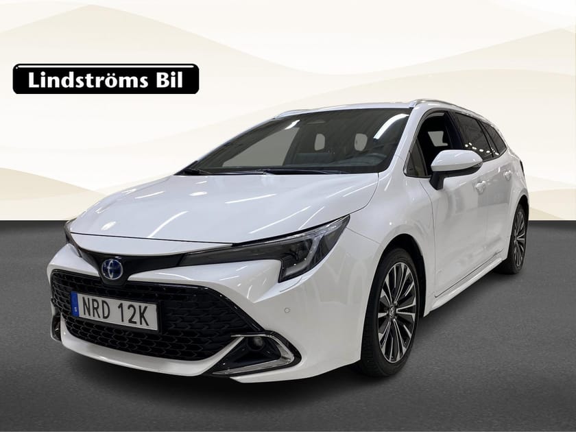 Bild 1 av Toyota Corolla Touring Sports Hybrid 1,8 STYLE PLUSPAKET 140hk  VINTERHJUL