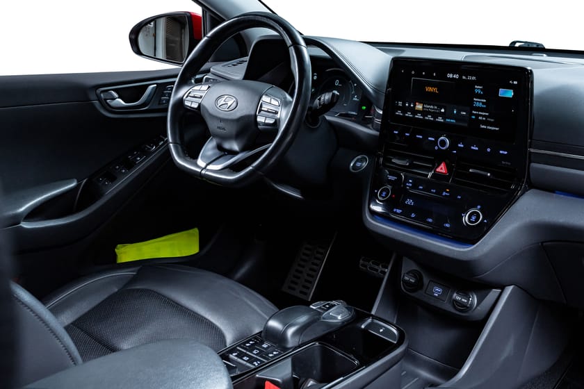 Bilde 3 av Hyundai Ioniq Electric BRUKTBILKAMPANJE  136hk 40 kwh | Skinn | Kamera +++