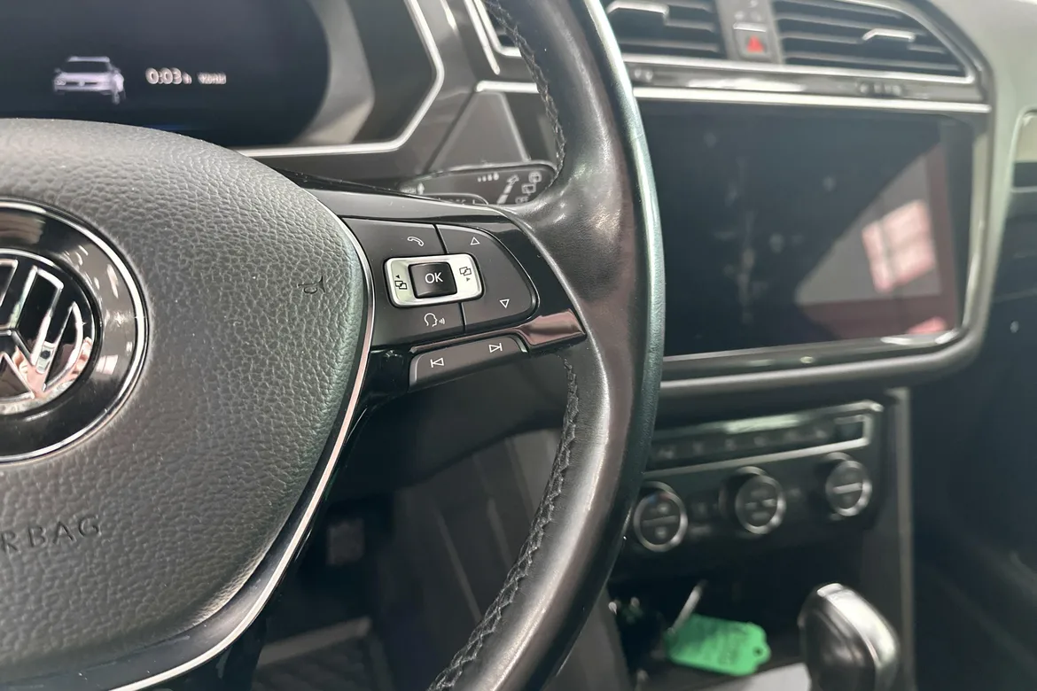 picture of a car