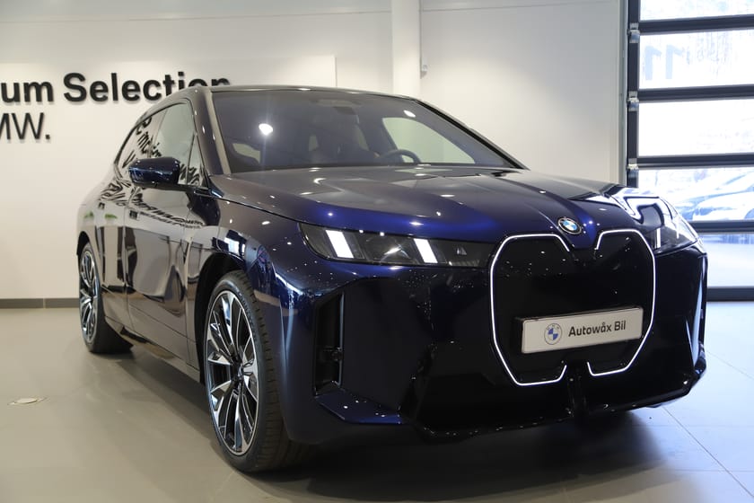 Bild 1 av BMW iX xDrive60 Business lease erbjudande*