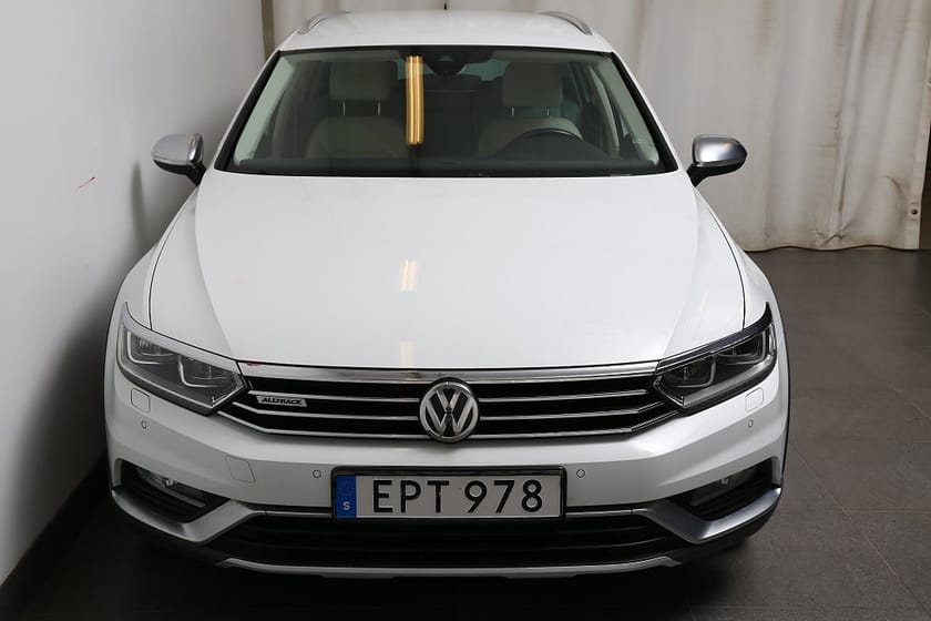 Bild 5 av Volkswagen Passat Alltrack 2,0 TDI 190hk 4M Executive DSG Navi Skinn Värmare Drag