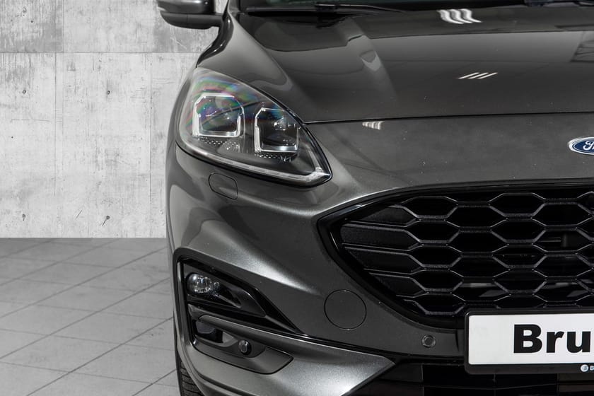 Bilde 2 av Ford Kuga Plug-In Hybrid ST-Line Topp Utstyrt B&O Lyd/Krok/Pano/HUD +++
