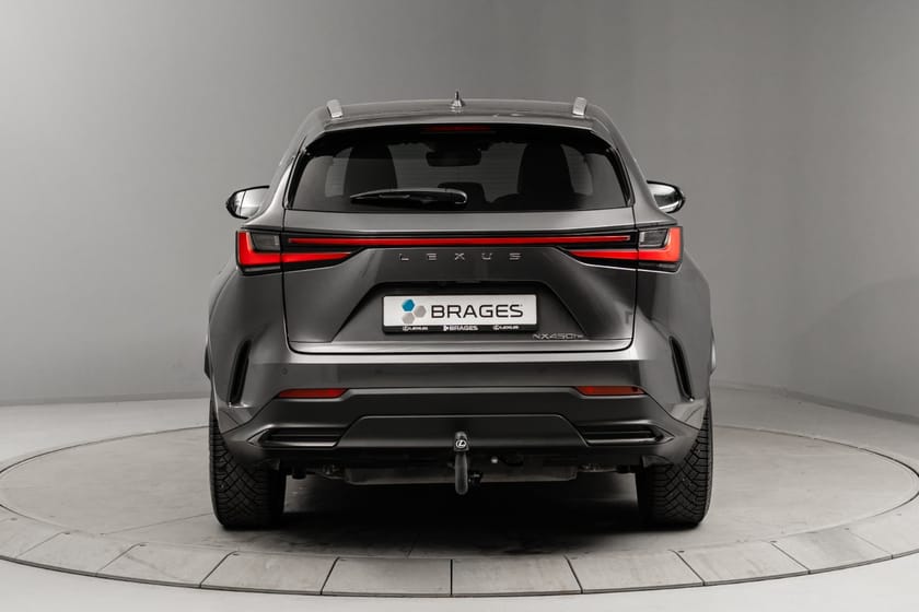 Bilde 3 av Lexus NX 450h+ Executive Tech