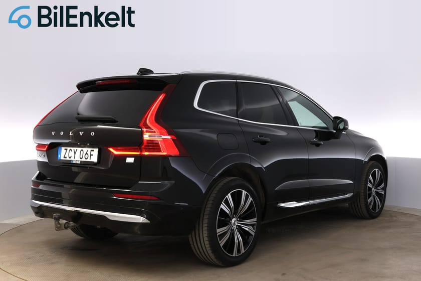 Bild 3 av Volvo XC60 Recharge II T8 AWD Ultimate B&W Pano 360*