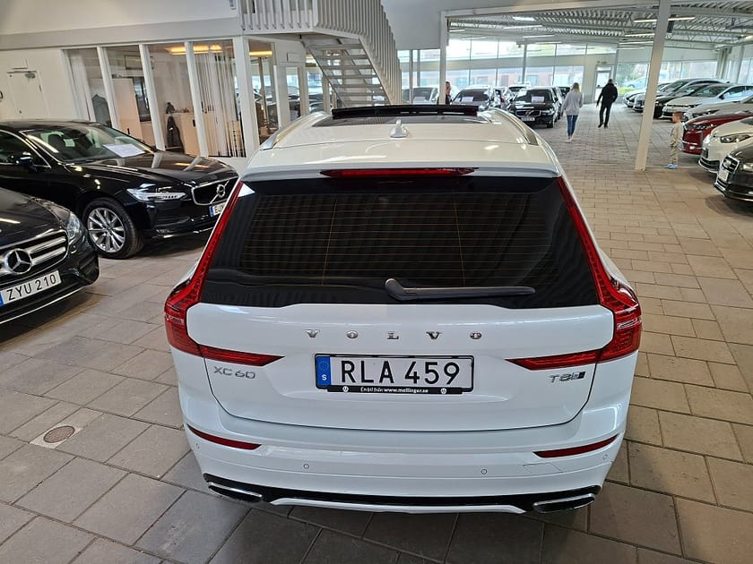 Bild 4 av Volvo XC60 T8 TwEn AWD Geartronic R-Design (SE SPEC)