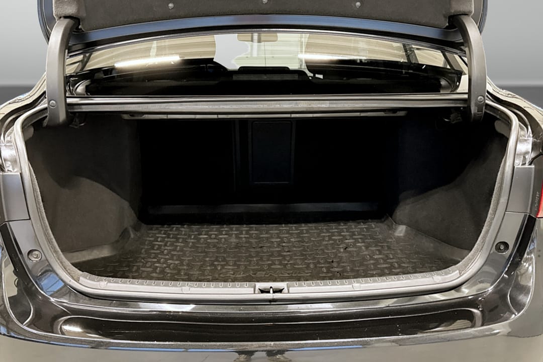 Toyota Avensis Sedan