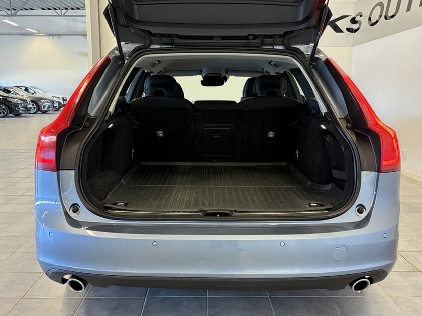 Bild 5 av Volvo V90 Momentum D4 190hk Aut/Drag