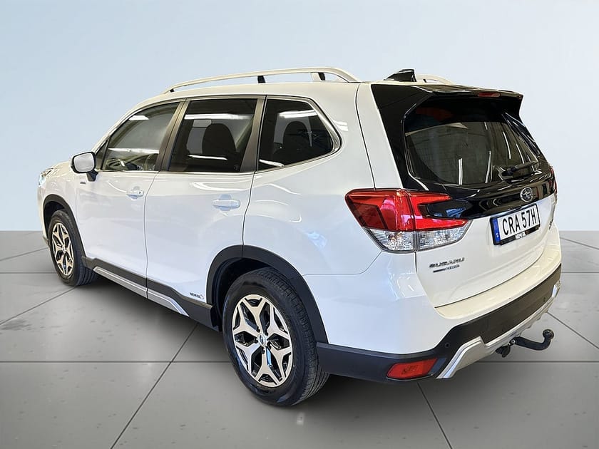 Bild 5 av Subaru Forester e-Boxer XFuel Nybilsgaranti/Drag/MoK-värm/Kamera/SoV