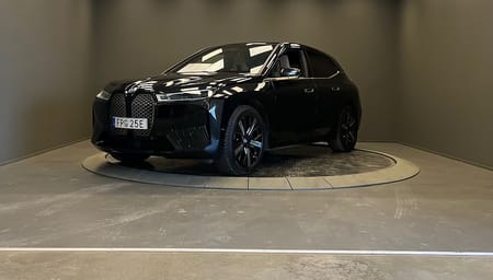 BMW iX xDrive50 50 Sportpak Exclusive Innovation Comfort B&W ljud Drag