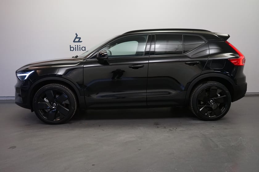 Bild 2 av Volvo EX40 Single Motor Extended Range M R Ultra Black Edt