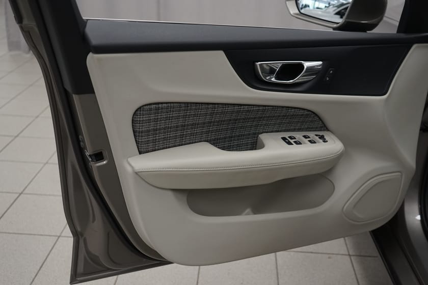 Bild 4 av Volvo V60 D4 Momentum Advanced Edition