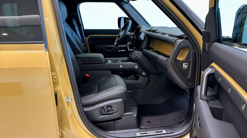 Bild 3 av Land Rover Defender 110 D350 MHEV Trophy Edition