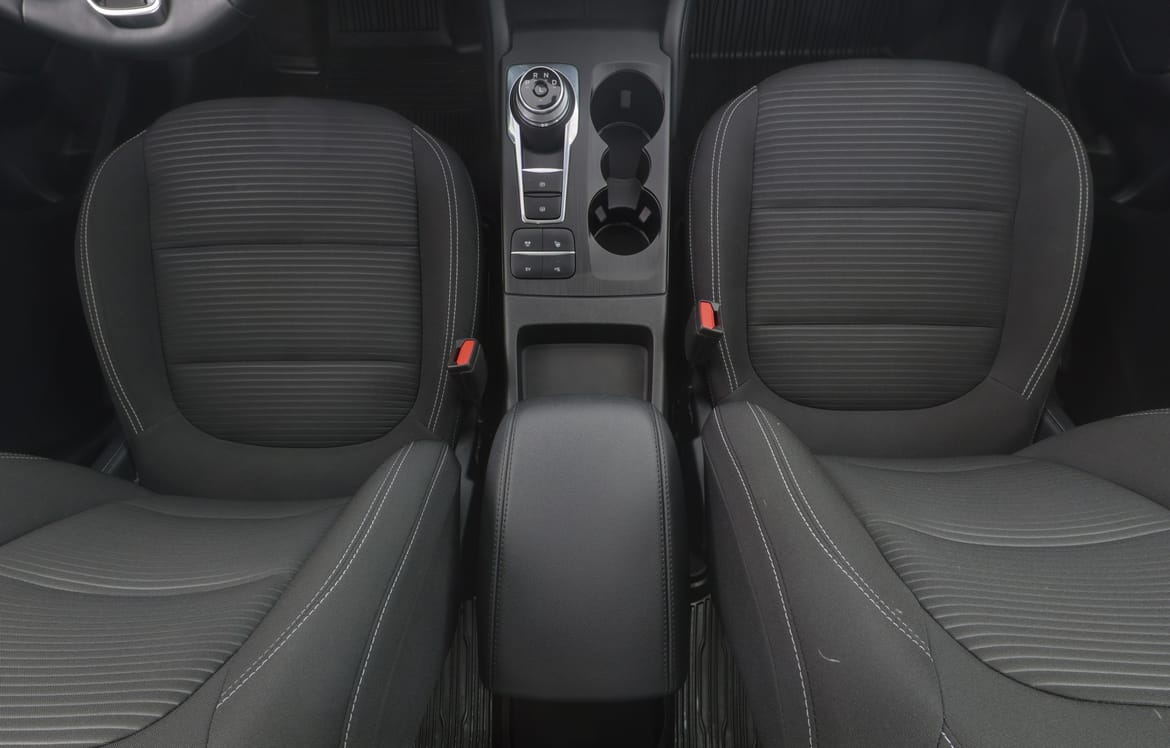 Ford Kuga 2023 - miniatyr 9