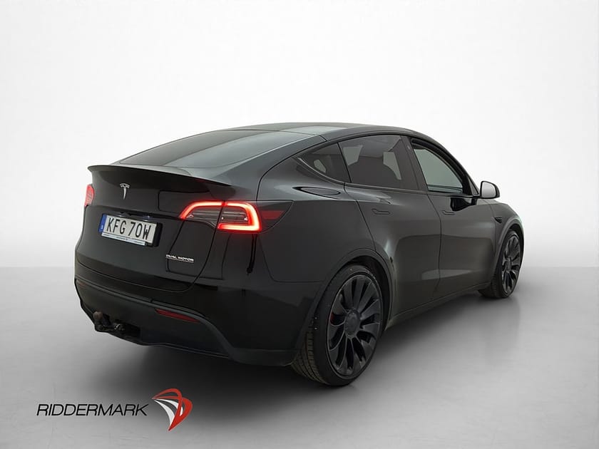 Bild 5 av Tesla Model Y Performance Autopilot Dragkrok MOMS