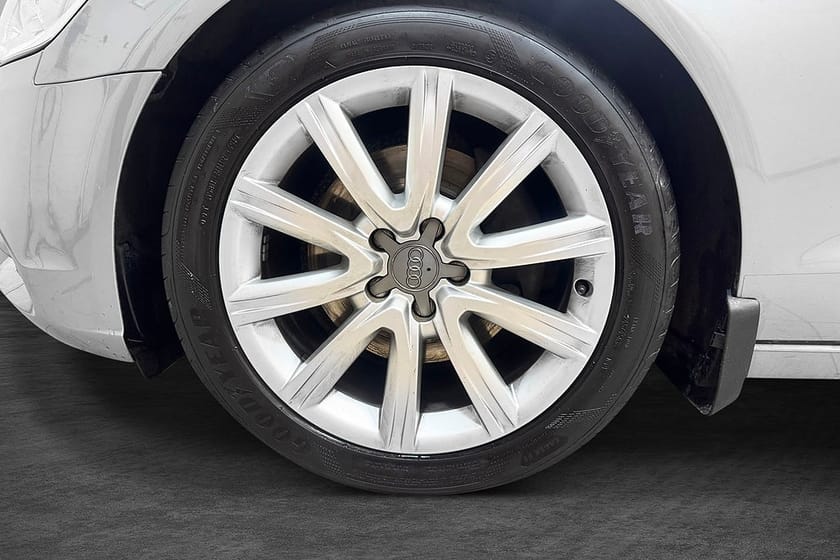 Bild 2 av Audi A6 Avant 2.0 TDI DPF Proline (177hk) Drag NyKamrem BT