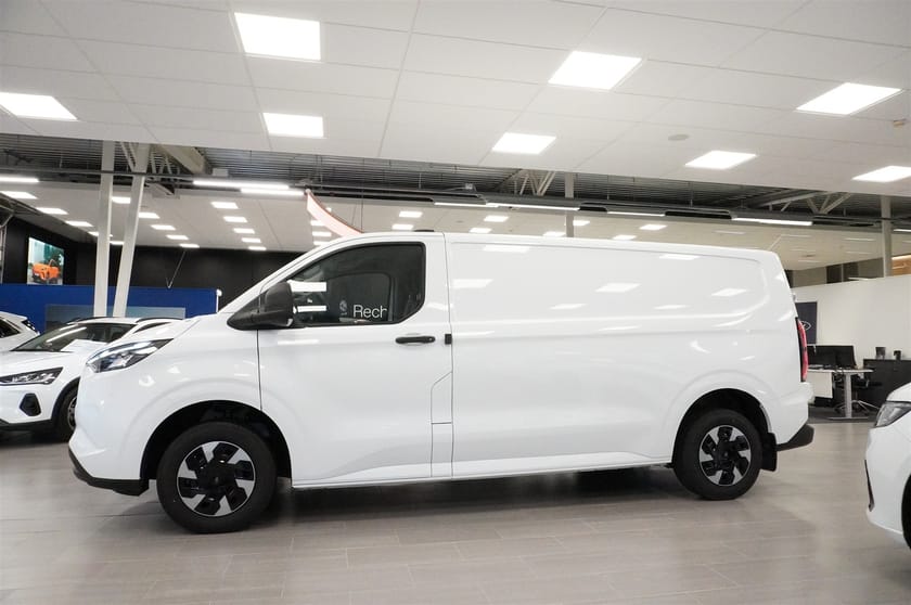 Bild 2 av Ford E-Transit Custom 340 E-Custom Skåp Trend 340l LWB Elmotor 100kW 136hk 1-Vxl Rwd El