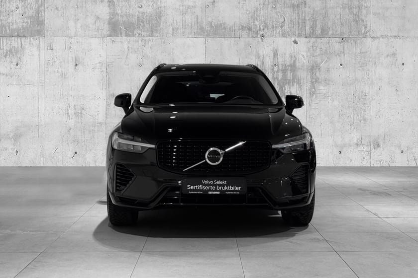 Bilde 3 av Volvo XC60 Recharge T6 Plus Dark KROK|PANO|TONEDE|SUB|19"