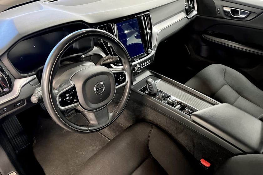 Bild 5 av Volvo V60 B4 Diesel Momentum Advanced SE