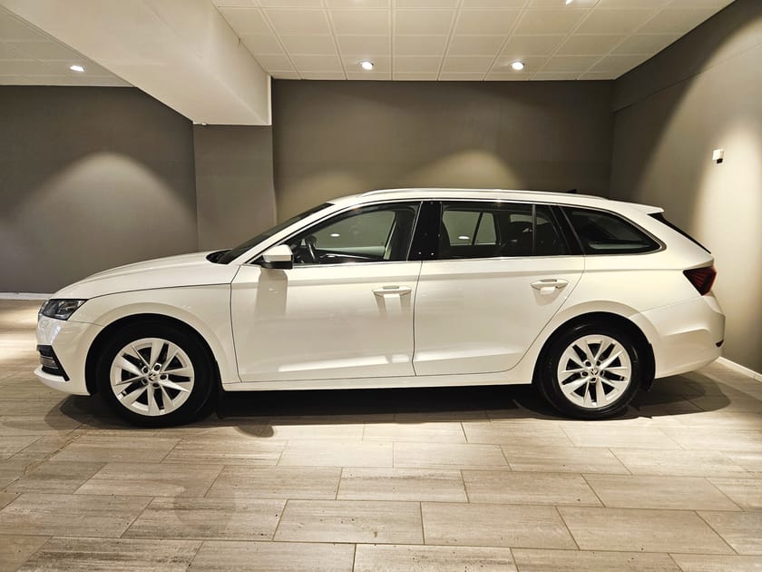 Bild 5 av Škoda Octavia Kombi 1.0 TSI e-TEC V-hjul Drag Värmare