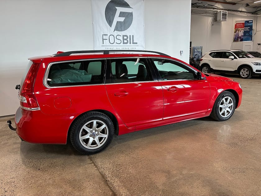 Bild 4 av Volvo V70 *RÄNTEKAMPANJ 3.45%* D4 Momentum Drag Kamremsbytt SoV