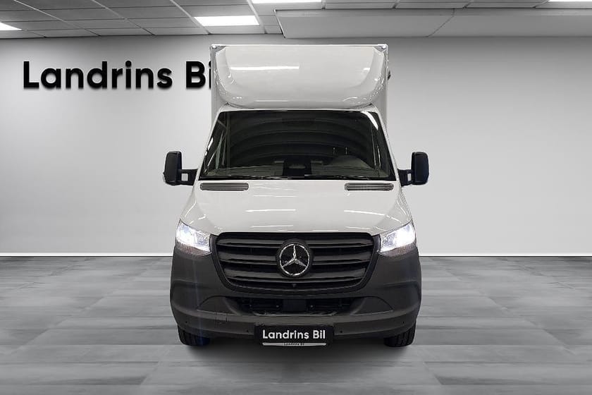 Bild 2 av Mercedes-Benz eSprinter 420 Chassi 81 kWh PRO, 113 kWh, volymskåp