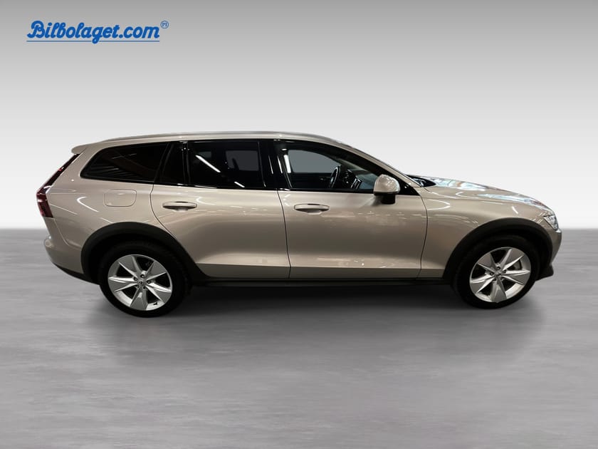 Bild 4 av Volvo V60 Cross Country B4 AWD Diesel Plus
