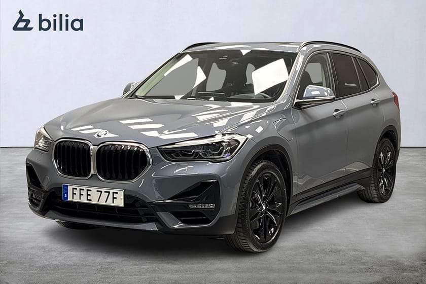 Bild 3 av BMW X1 xDrive25e xDrive25e-Sport line-Panorama-Head up display-Dragkrok