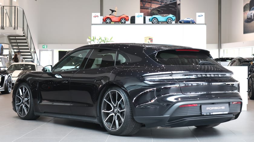 Bild 2 av Porsche Taycan Sport Turismo 