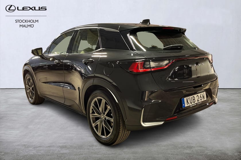 Bild 3 av Lexus LBX Elegant AWD Skinn Backkamera Navigation Rattvärme