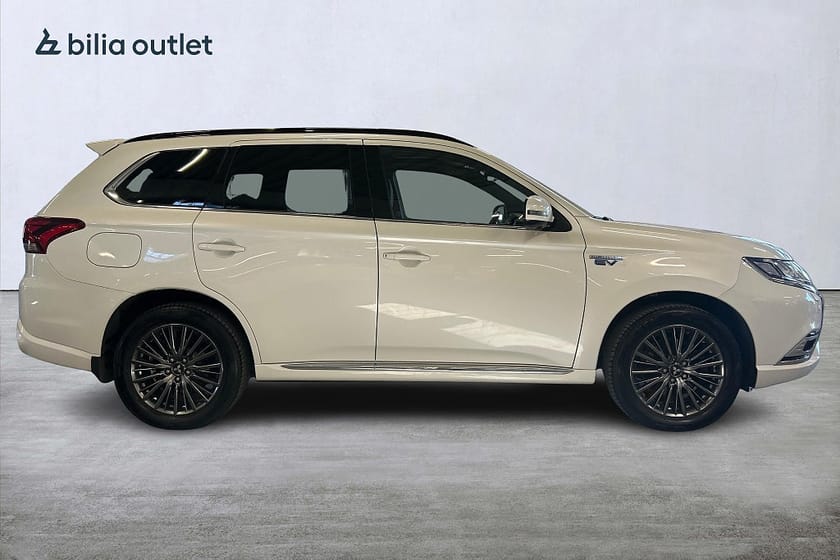 Bild 5 av Mitsubishi Outlander PHEV CVT S-Edition 224hk Drag Taklucka P-värm 360°