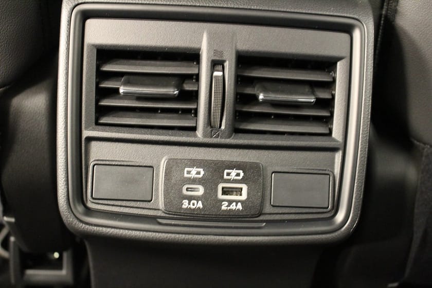 Bild 4 av Subaru Forester e-Boxer 2.0i Aut Adventure *Dragkrok & V-hjul Ingår*