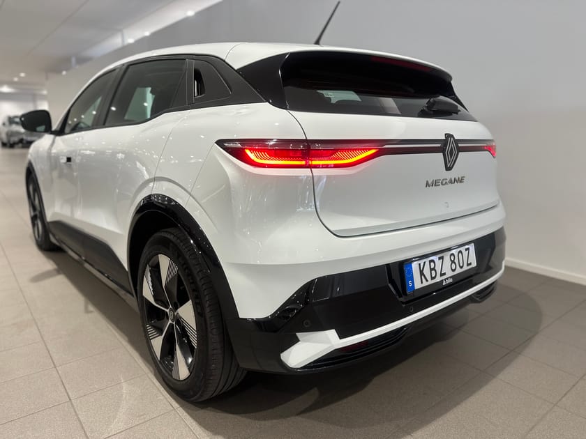 Bild 5 av Renault Mégane E-TECH Equilibre 40kWh/130hk, Backkamera,