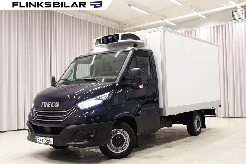 Bild 1 av Iveco Daily 35-140 Chassi Cab 136K Automat Kylbil Nattkyla Kamera 2423Mil Moms