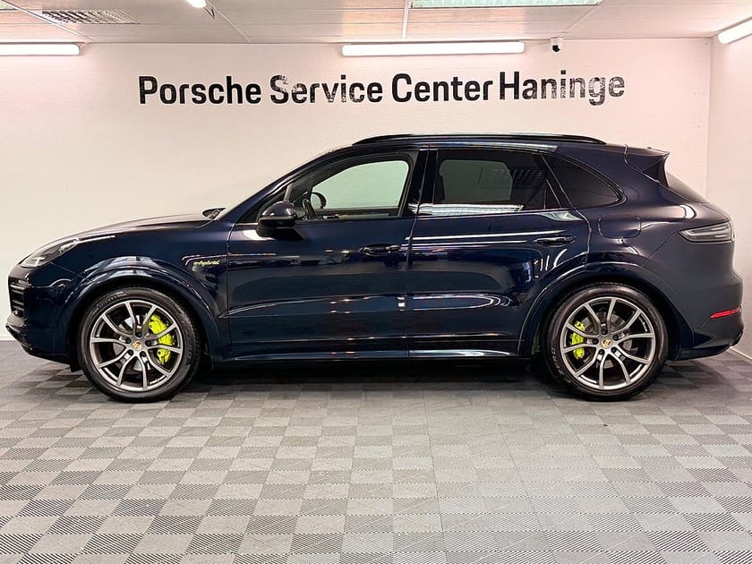 Bild 2 av Porsche Cayenne E-Hybrid Platinum Edition