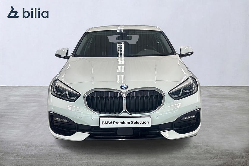 Bild 5 av BMW 118i Aut Sportline | Navi | PDC fram & bak | Farthållare