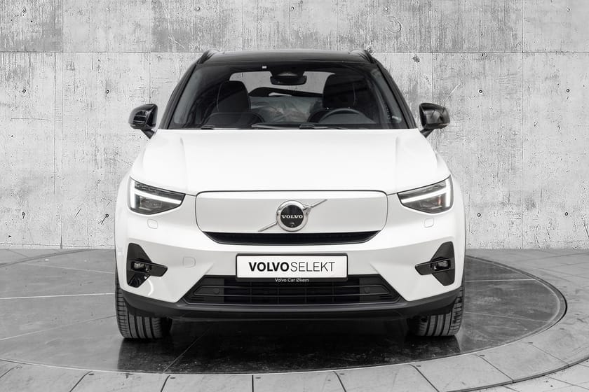 Bilde 3 av Volvo EX40 Twin Motor Performance Ultra Pixel-LED Hengerfeste H/K