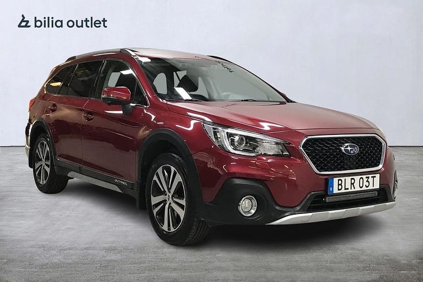 Bild 4 av Subaru Outback 2.5 4WD aut Summit 175hk Panorama Navi Drag Backkamera
