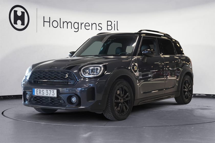 Bild 1 av MINI Countryman Cooper SE ALL4 Maximise Pano HUD H K Elstol Kamera Komfort Navi
