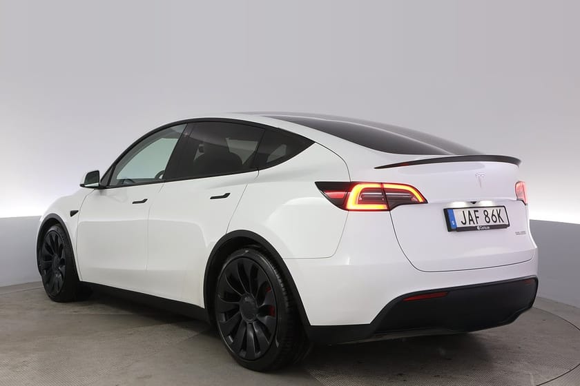 Bild 4 av Tesla Model Y Performance AWD Autopilot Pano