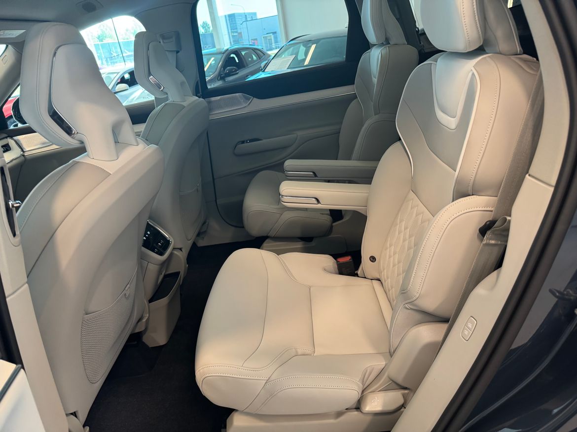 Bild 6 av 6 på bilen