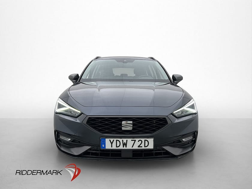 Bild 2 av SEAT León Sportstourer e-Hybrid ST FR Cockpit Kamera Drag Navi CarPlay