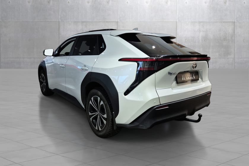 Bilde 3 av Toyota bZ4X Active Tech med tilhengerfeste
