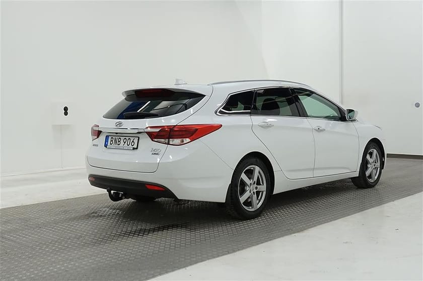 Bild 3 av Hyundai i40cw 1.7 CRDi 141hk Kombi Navi B-Kam Drag 0.43l/mil
