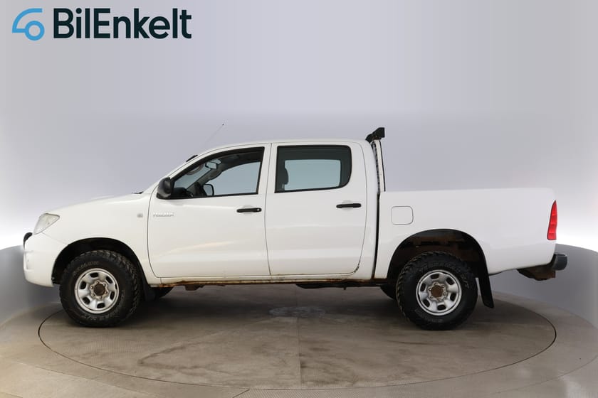 Bild 5 av Toyota Hilux Dubbelhytt 2.5 4X4 Manuell Drag Webasto