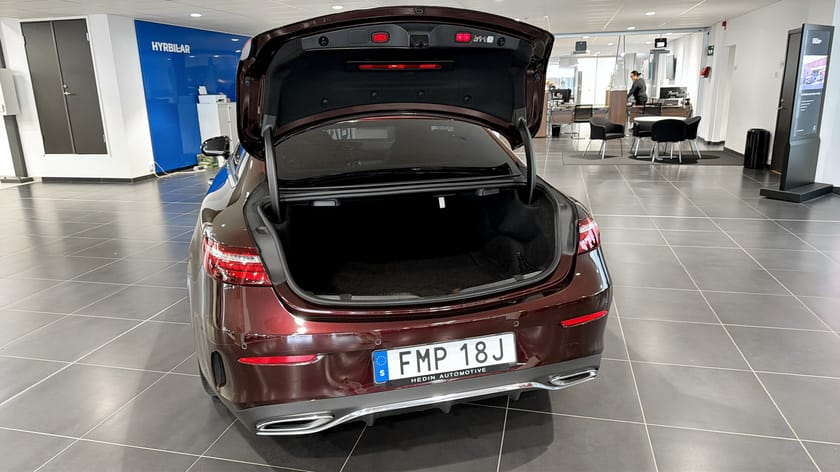 Bild 5 av Mercedes-Benz E 300 d 4MATIC Coupé AMG PAKET