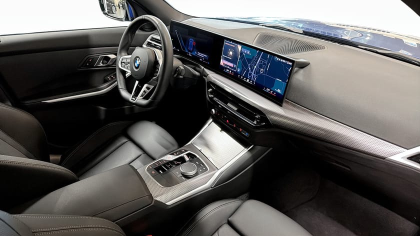 Bild 3 av BMW 320i xDrive Sedan M Sport Drag Rattvärme Comfort acc Hi-Fi